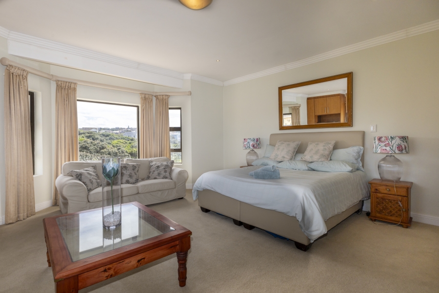 4 Bedroom Property for Sale in West Beach Eastern Cape